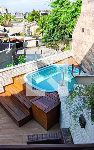 Casa de condomínio para alugar com 220m², 4 quartos e 2 vagas Casa de condomínio para alugar com 220m², 4 quartos e 2 vagasvaranda