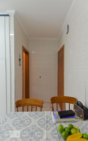 Casa à venda com 163m², 3 quartos e 2 vagas Casa à venda com 163m², 3 quartos e 2 vagasCozinha
