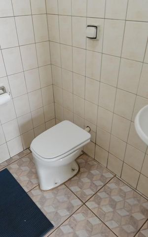Casa à venda com 163m², 3 quartos e 2 vagas Casa à venda com 163m², 3 quartos e 2 vagasBanheiro de Serviço