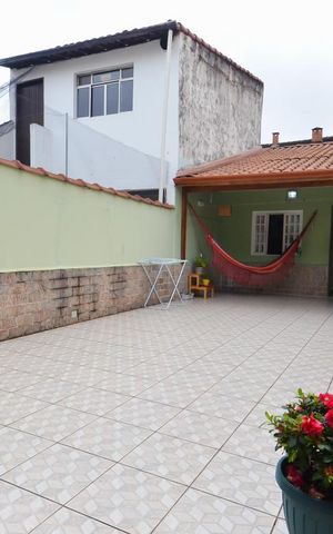Casa à venda com 163m², 3 quartos e 2 vagas Casa à venda com 163m², 3 quartos e 2 vagasQuintal