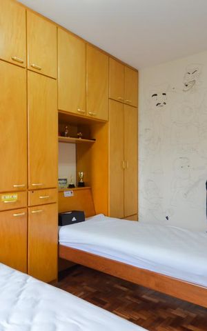 Casa à venda com 163m², 3 quartos e 2 vagas Casa à venda com 163m², 3 quartos e 2 vagasQuarto 3