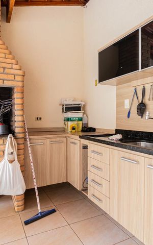 Casa à venda com 150m², 3 quartos e 4 vagasQuintal - Churrasqueira