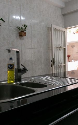 Casa à venda com 200m², 2 quartos e 2 vagas Casa à venda com 200m², 2 quartos e 2 vagasCozinha
