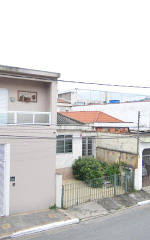 Casa à venda com 200m², 3 quartos e 2 vagasVista da varanda