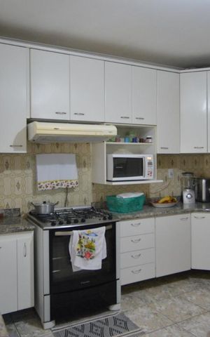 Casa à venda com 200m², 3 quartos e 2 vagasCozinha