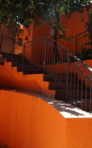 Casa de condomínio para alugar com 332m², 4 quartos e 5 vagasAcesso ao portão independente