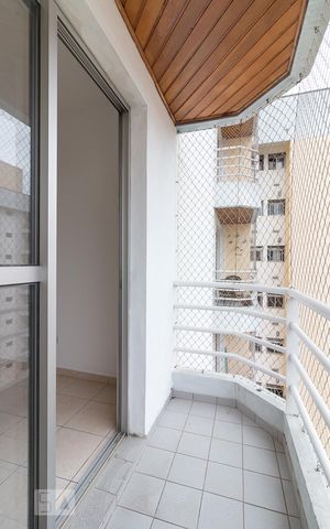 Apartamento para alugar com 60m², 2 quartos e 1 vagaVaranda