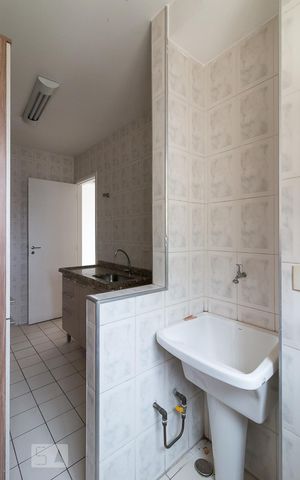 Apartamento para alugar com 60m², 2 quartos e 1 vagaÁrea de serviço