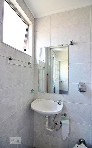 Apartamento à venda com 80m², 2 quartos e 1 vagaBanheiro de Serviço