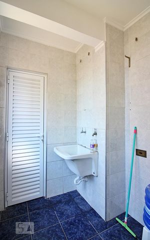 Apartamento à venda com 80m², 2 quartos e 1 vagaÁrea de Serviço