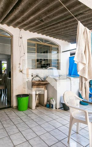 Casa à venda com 117m², 3 quartos e 3 vagasÁrea de Serviço