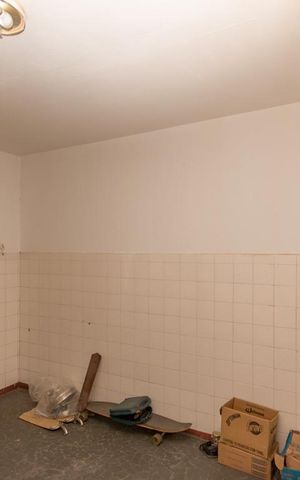 Casa à venda com 230m², 4 quartos e 2 vagas Casa à venda com 230m², 4 quartos e 2 vagasEdícula