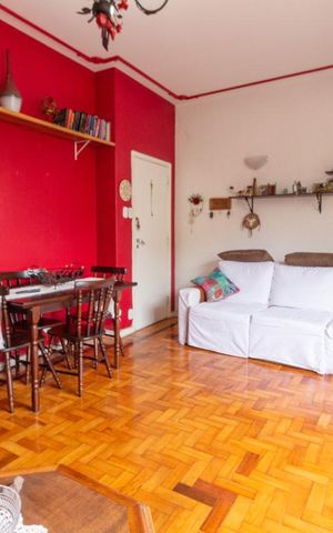 Apartamento à venda com 90m², 2 quartos e sem vaga Apartamento à venda com 90m², 2 quartos e sem vagaSala