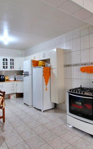 Casa à venda com 100m², 2 quartos e 10 vagasCozinha