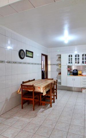 Casa à venda com 100m², 2 quartos e 10 vagasCozinha