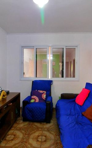 Casa à venda com 100m², 2 quartos e 10 vagasSala