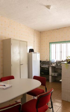 Casa para alugar com 230m², 4 quartos e 5 vagasCozinha 1