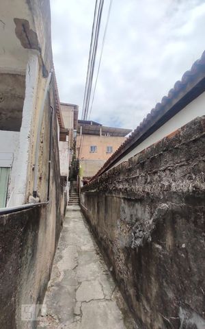 Casa para alugar com 65m², 2 quartos e 1 vagaCorredor entrada