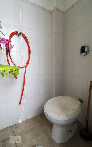 Apartamento à venda com 118m², 3 quartos e 1 vaga Apartamento à venda com 118m², 3 quartos e 1 vagaBanheiro de Serviço