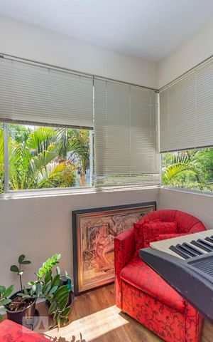 Apartamento à venda com 165m², 2 quartos e 2 vagas Apartamento à venda com 165m², 2 quartos e 2 vagasSala