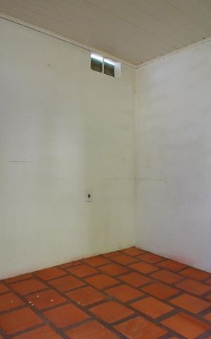 Casa à venda com 280m², 3 quartos e 2 vagasSala