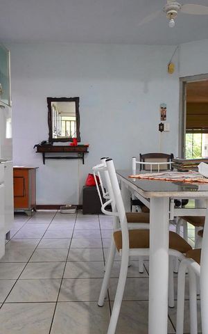 Casa à venda com 280m², 3 quartos e 2 vagasCozinha