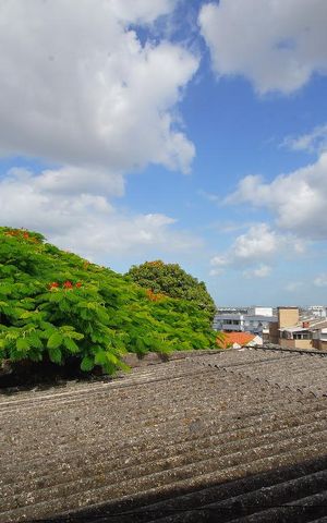 Casa à venda com 280m², 3 quartos e 2 vagasQuarto Suíte-vista