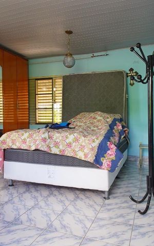 Casa à venda com 280m², 3 quartos e 2 vagasQuarto Suíte