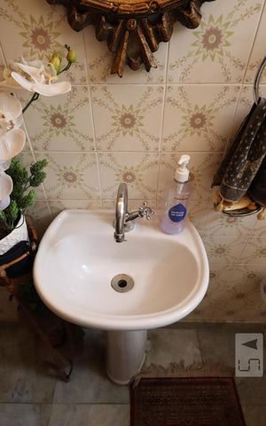 Casa à venda com 650m², 5 quartos e 6 vagasLavabo