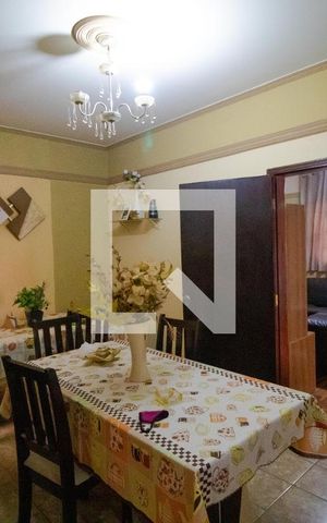 Casa à venda com 174m², 3 quartos e 5 vagas Casa à venda com 174m², 3 quartos e 5 vagasSala de Jantar