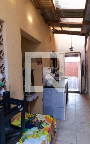 Casa à venda com 174m², 3 quartos e 5 vagas Casa à venda com 174m², 3 quartos e 5 vagasCozinha Externa