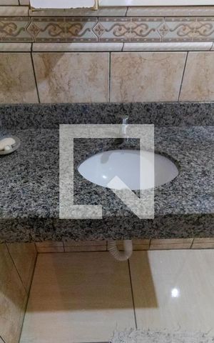 Casa à venda com 174m², 3 quartos e 5 vagas Casa à venda com 174m², 3 quartos e 5 vagasBanheiro da Suíte