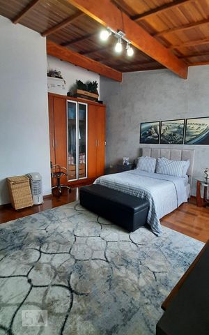 Casa à venda com 350m², 4 quartos e 4 vagasSuite 3