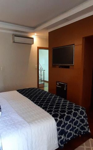 Casa à venda com 350m², 4 quartos e 4 vagasSuite 1
