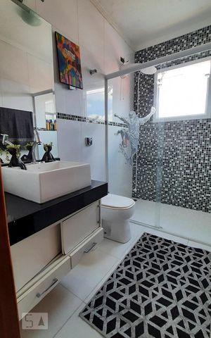 Casa à venda com 350m², 4 quartos e 4 vagasBannheiro Suite 3