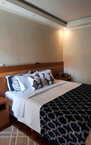 Casa à venda com 350m², 4 quartos e 4 vagasSuite 1