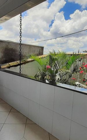 Casa à venda com 350m², 4 quartos e 4 vagasLavanderia