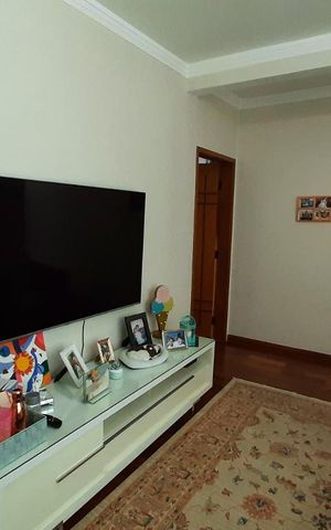 Casa à venda com 350m², 4 quartos e 4 vagasSala Estudos