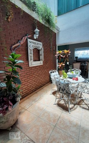 Casa à venda com 350m², 4 quartos e 4 vagasJardim Inverno