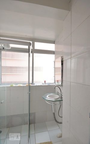 Apartamento à venda com 33m², 1 quarto e sem vaga Apartamento à venda com 33m², 1 quarto e sem vagaBanheiro