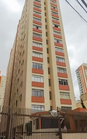 Apartamento à venda com 33m², 1 quarto e sem vaga Apartamento à venda com 33m², 1 quarto e sem vagaFachada
