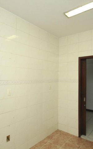 Casa à venda com 350m², 5 quartos e 1 vagaCozinha 1