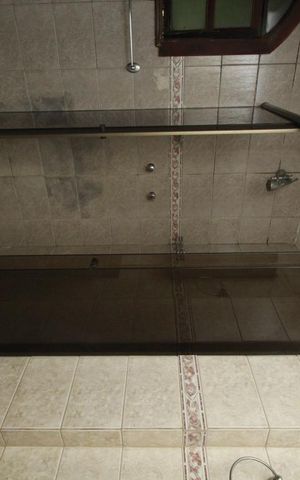 Casa à venda com 350m², 5 quartos e 1 vagaBanheiro 4