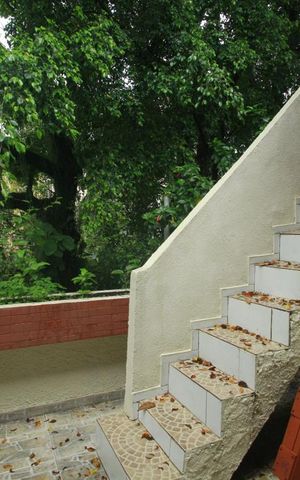 Casa à venda com 350m², 5 quartos e 1 vagaEscada Terraço