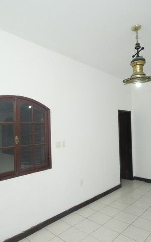 Casa à venda com 350m², 5 quartos e 1 vagaSala - Andar 1