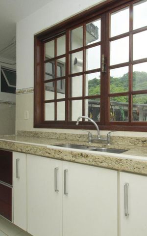 Casa à venda com 350m², 5 quartos e 1 vagaCozinha 2