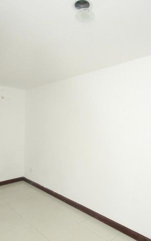 Casa à venda com 350m², 5 quartos e 1 vagaQuarto 6