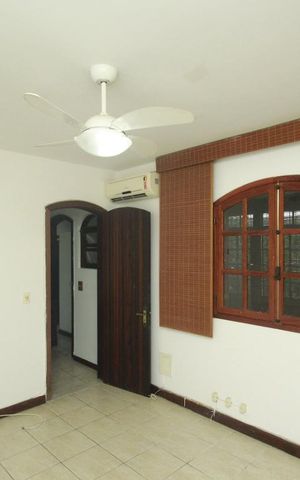 Casa à venda com 350m², 5 quartos e 1 vagaQuarto 5 Suíte