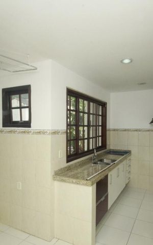 Casa à venda com 350m², 5 quartos e 1 vagaCozinha 2