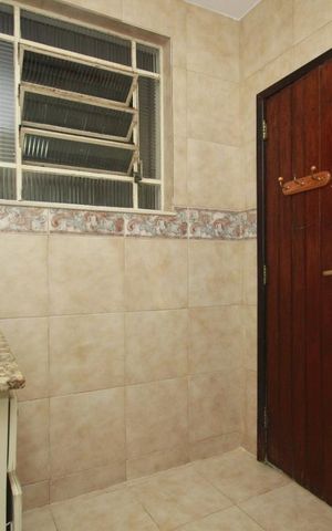 Casa à venda com 350m², 5 quartos e 1 vagaBanheiro 1